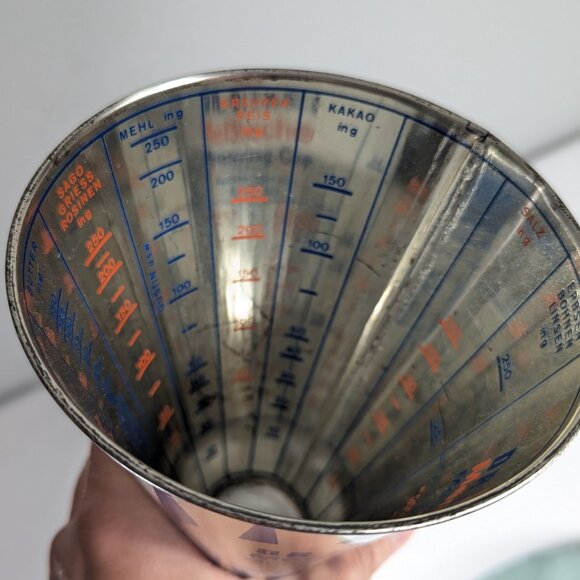 Vintage Dr. Oetker metal measuring cup West Germany - Picture 5 of 8